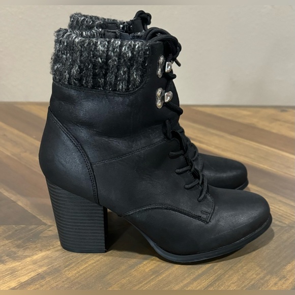 Xoxo Women's Magalin Sweater Trim Hiker Booties Women's Shoes Size 7.5M - Picture 4 of 10